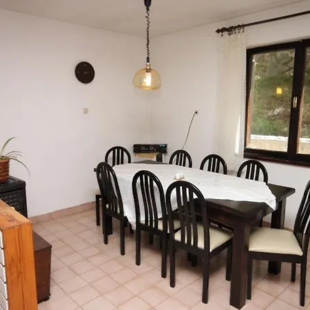 With Parking Spaces Klenovica, Novi Vinodolski - 7605 Apartament *