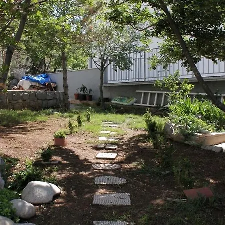 Apartments With Parking Spaces Klenovica, Novi Vinodolski - 7605 *