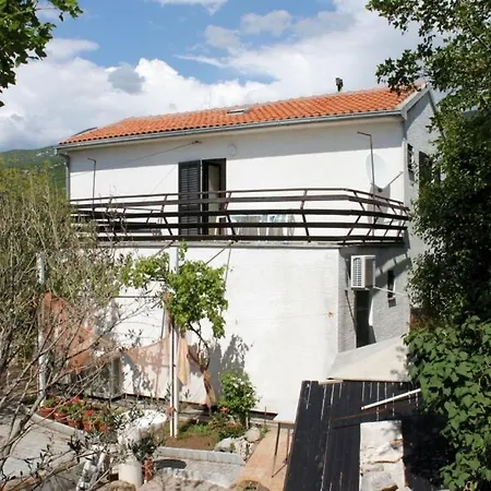 Apartments With Parking Spaces Klenovica, Novi Vinodolski - 7605