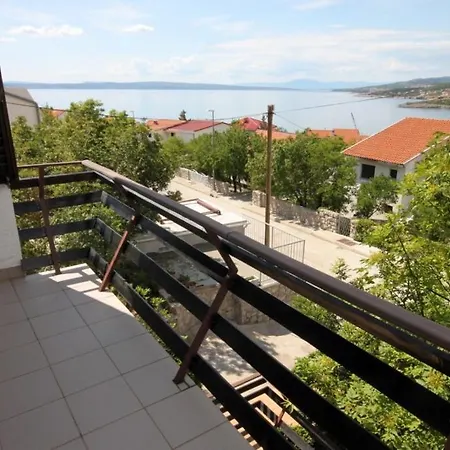 Apartments With Parking Spaces Klenovica, Novi Vinodolski - 7605 Klenovica