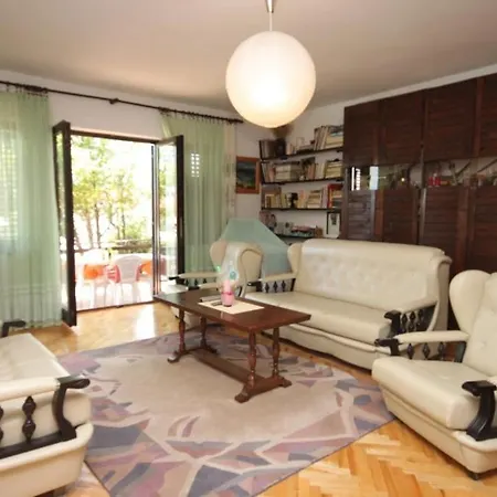 Apartments With Parking Spaces Klenovica, Novi Vinodolski - 7605 Apartment Klenovica